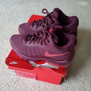 Womens Nike Air Max Invigor Mid size 7.5